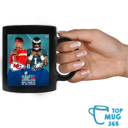 Chiefs and Eagles fans gear up for Super Bowl with Sunday Mugs!